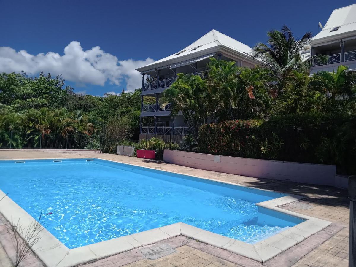 Studio En Bord De Mer Avec Piscine Privee Gourbeyre Exterior foto